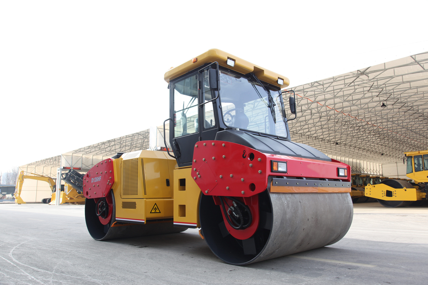 D126HF مدحلة ترادفية