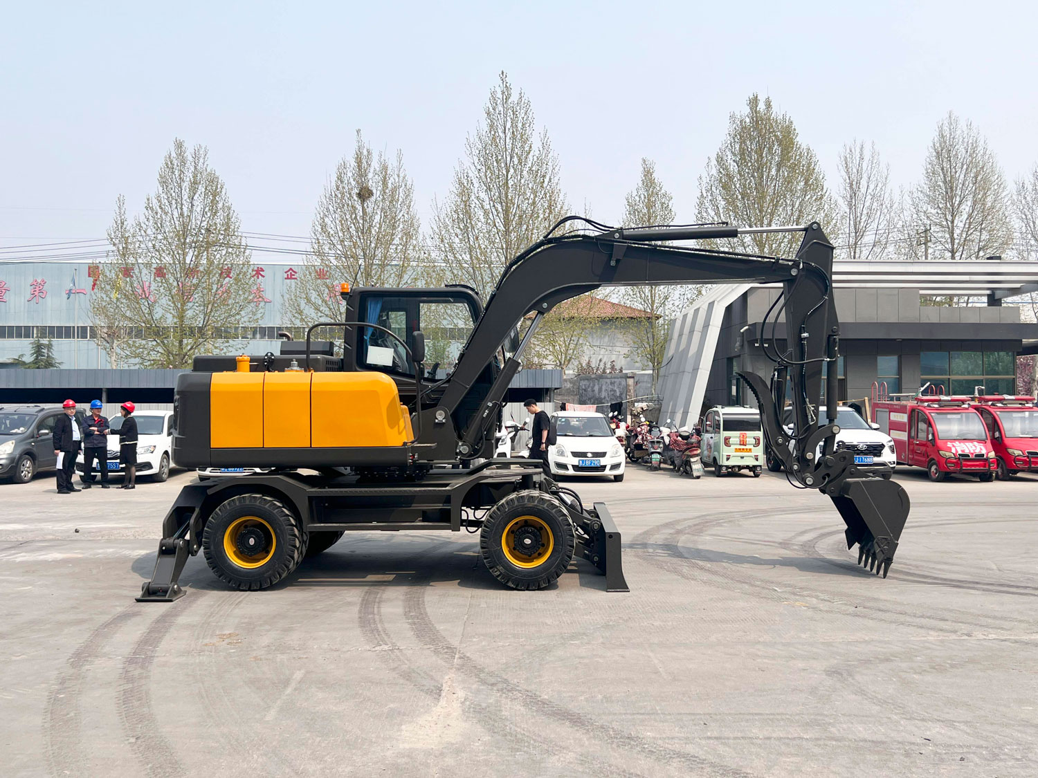 PW80 حفارة ذات عجلات