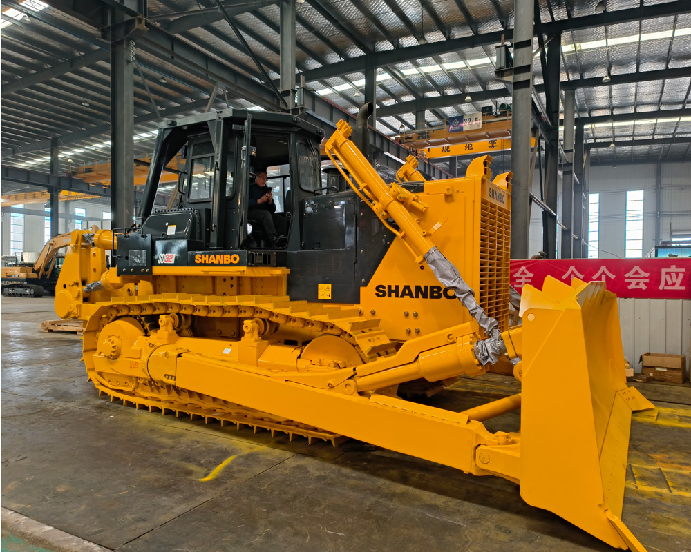 بلدوزر بقوة 320 حصان، بلدوزر SD32، بلدوزر الصخور، بلدوزر الفحم